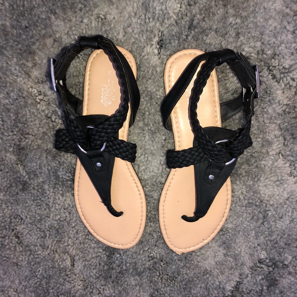 Black strapy sandals